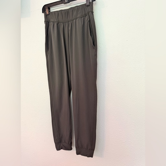 Cotopaxi Veza Adventure Jogger - Dark Gray (Women's Small) - Picture 2 of 6